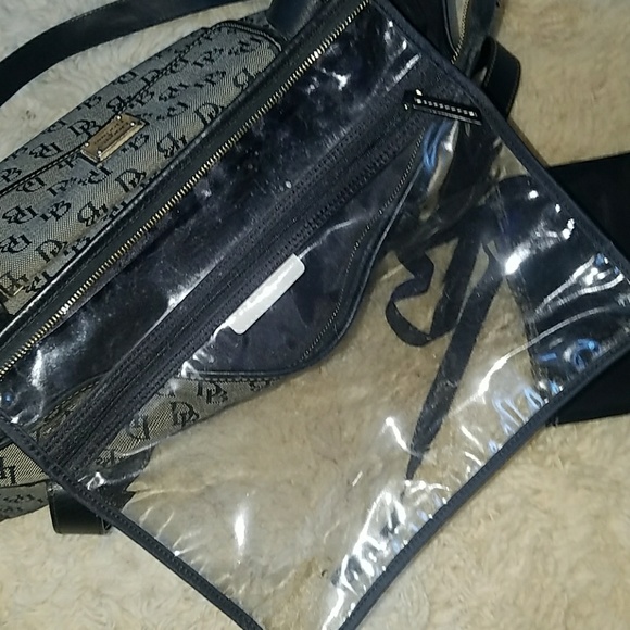 Dooney & Bourke DIAPER BAG - Picture 5 of 8